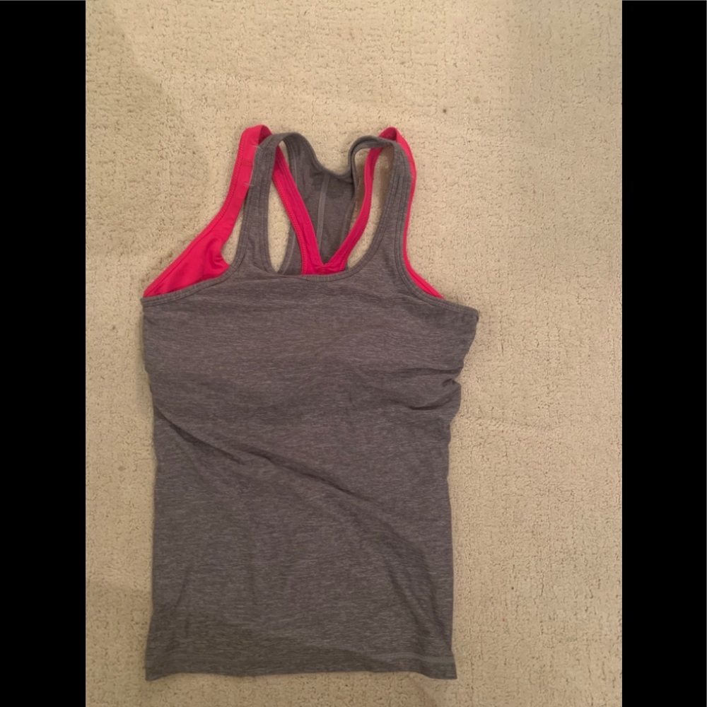 Lululemon workout tank